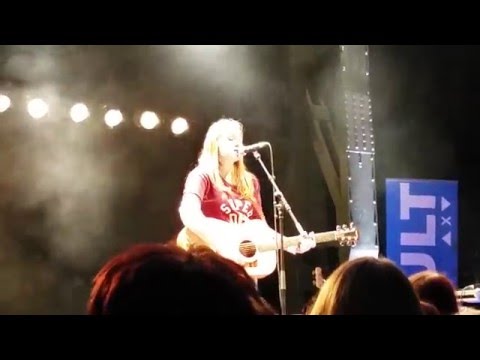 Sarah Lahn - Echo @Weststadthalle Essen (20.02.2016)
