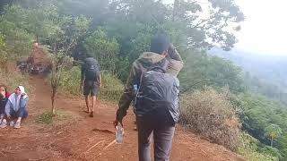 preview picture of video 'Journey - Gunung Prau Indah Dan Mencekam'