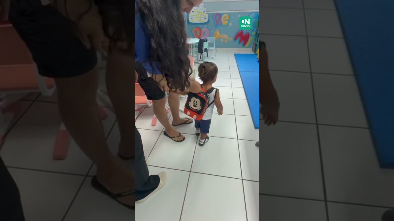Imagem da notícia: João Gomes leva filho para primeiro dia de aula e Ary Mirelle se emociona 