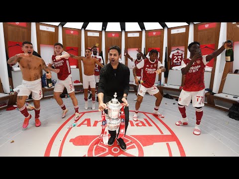 INSIDE THE DRESSING ROOM | Celebrations, banter and partying with the Emirates FA Cup!