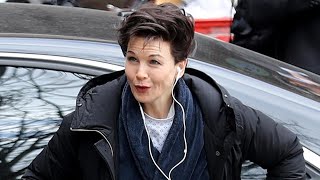 Renée Zellweger Is Unrecognizable as She Totally Transforms Into Judy Garland for New Biopic
