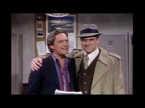 Cold Opening: American Express - Saturday Night Live