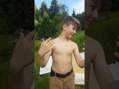 Zum ersten Mal auf der Matratze ein Backflip