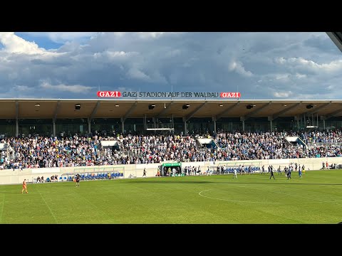 Die letzten Sekunden des Pokalspiels Stuttgarter Kickers - SpVgg Greuther Fürth