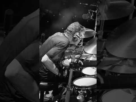 Thumbnail for Witness the power of the Thunder God, Rick Allen, on his booming solo in Switch 625. by Rick Allen