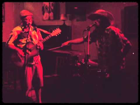 Johnny brogez und dj honda @ Cosa Nostra Bar