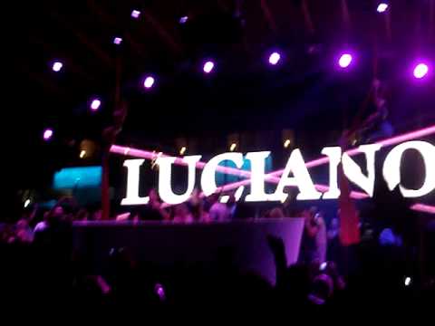 Luciano play "toxic" @Ushuaia ibiza 18/08/2011