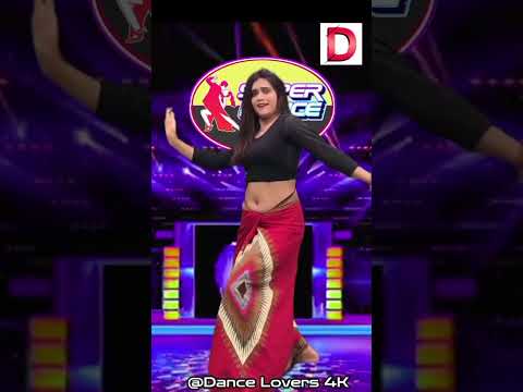 dhuwa sari man udhan diya ra - sakkambari 👏#newnepalisong #dance #fyp #ytviral #reels