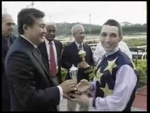 (新加坡) 委員獎--「很肯定」挑戰級際賽成日坐歪，今次坐正 (12/9/2010)