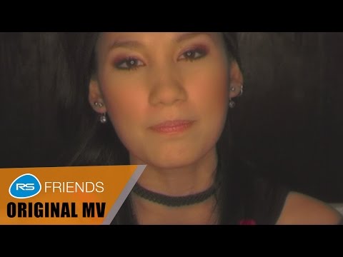 Lyrics“เริ่มจากร้อย (Rerm Jahk Roy)” by Pink