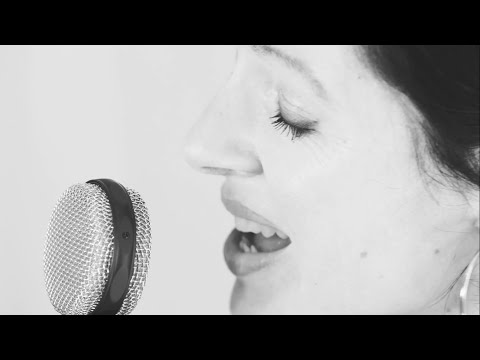 Nadine Fingerhut- Kleines Mädchen// Offizielles Musikvideo