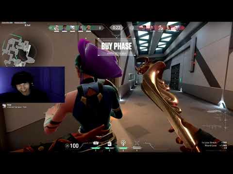 Sinatraa Plays Skrillex Music While Reacting to Prod