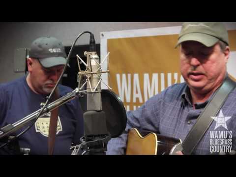 Russell Moore - Mama Tried [Live at WAMU's Bluegrass Country]