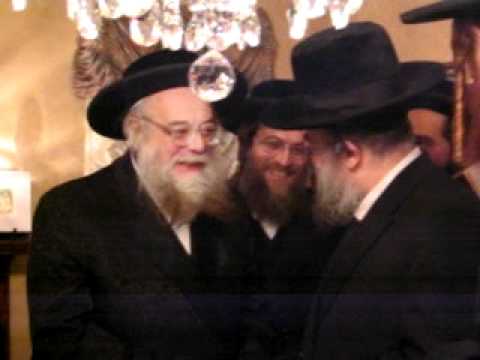 Toldos Aharon Rebbe in Queens