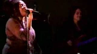 Caron Wheeler | Soul II Soul - Keep On Moving