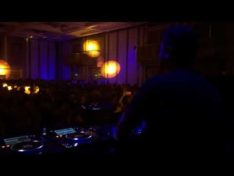 Gabriel Gil - In Radisson Victoria plaza. By Omnia Producciones