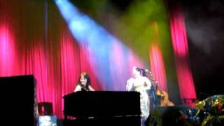 Imelda May & Sharon Shannon, Tell The Devil