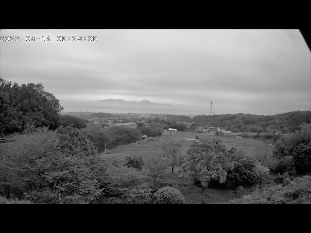 しまばら火張山花公園（島原市街地と有明海）