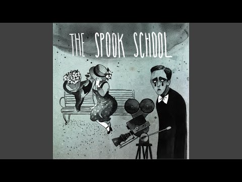 The Cameraman - The Spook School