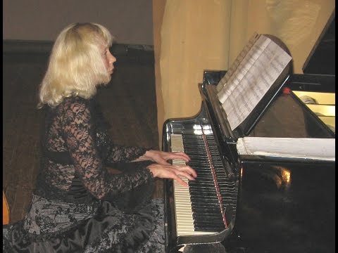 Prelude in C sharp minor Rachmaninoff (played by Irina Miroshnik). Storm Piano Music Video.