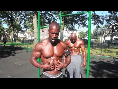 HIT & HANNIBAL DEMONSTRATE THEIR WARM-UP WORK-OUT ROUTINES