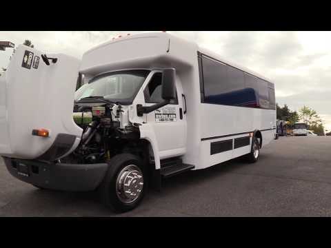 2005 Chevy Champion Defender 25 Passenger Shuttle Bus - S09033