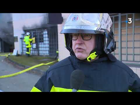 download lagu mp3 mp4 Fourrire Besancon, download lagu Fourrire Besancon gratis, unduh video klip Fourrire Besancon