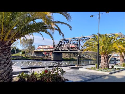 SCT SCT008 CSR006 light engine transfer train crossing the Maribyrnong River Bridge
