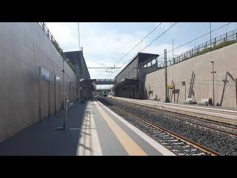 E655.498 con E464.214 sull'INV Taranto - Foggia in transito a Modugno