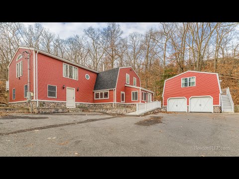 76 Swains Pond Ave, Melrose MA - Frank Mead Tel: 781-665-2222