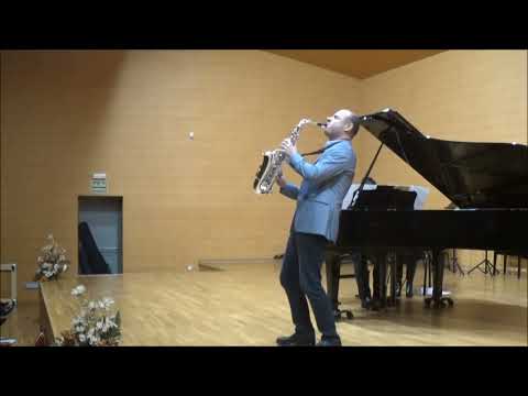 Pablo Estellés & Evelia Martínez en el "Manuel Quiroga" - Suite hellénique (Pedro Iturralde)