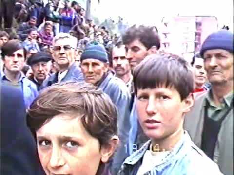 Miting ispred pošte - Srebrenica 19.04.1994.