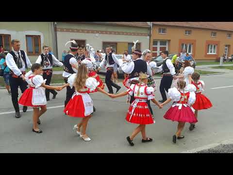 Hody Hodějice 2017 průvod2