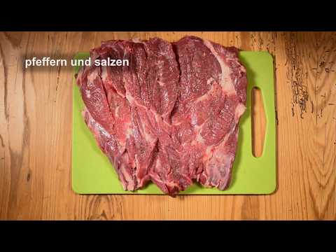 Gerollter Wildschweinbraten mit nussig-fruchtiger Füllung