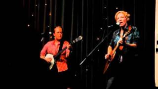 Catie Curtis &quot;Magnolia Street&quot;