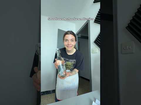 LAURA|| Aquí tienes tu agua 🫙