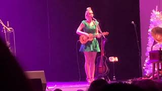 Ingrid Michaelson, 12/15/18- Intro and &quot;Winter Song&quot;