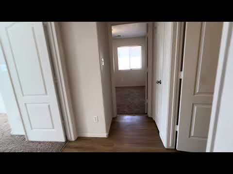 4 bed 2 bath home in Huning Ranch. Great Yard! property video