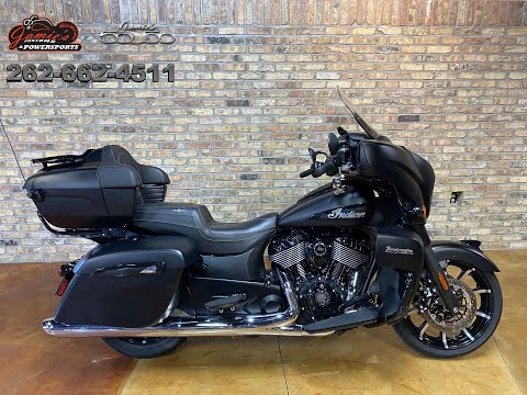 2022 Indian Motorcycle Roadmaster® Dark Horse® in Big Bend, Wisconsin - Video 1