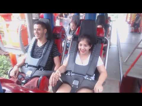 Beto Carrero  montanha russa Fire Whip