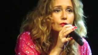 María Rita - Águas de Março (Santiago-Chile 2015)