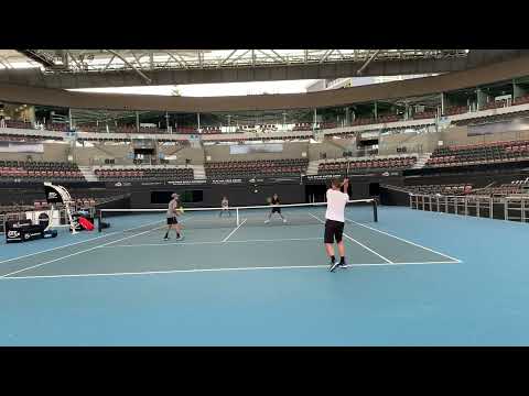 Lleyton Hewitt, Cruz Hewitt and the boys