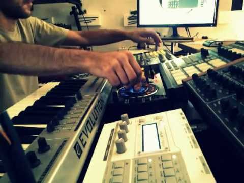Dubby session with new toys(rmx 1000)