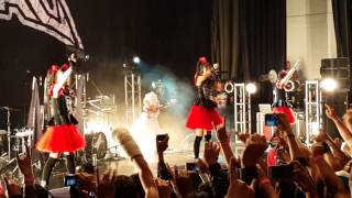 Babymetal - road of resistance mexico city