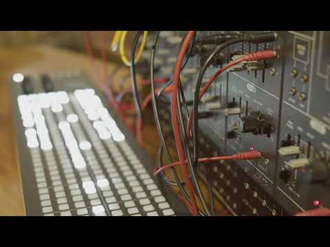 Polyend Seq & Roland 100M Vintage Modular synthesizer