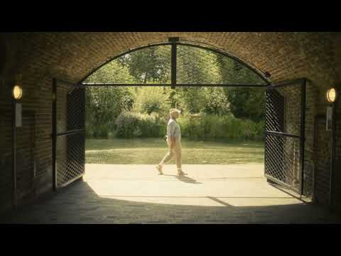 White Shadow video by Beatenberg featuring Msaki - 30 second snippet