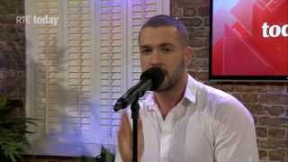 Shayne Ward Sings &#39;My Heart Would Take You Back&#39; On RTÉs Today Show