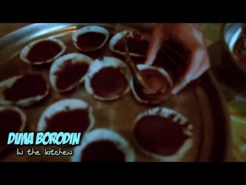 Dima Borodin makes cadbury chocolate button cakes in Ukraine.