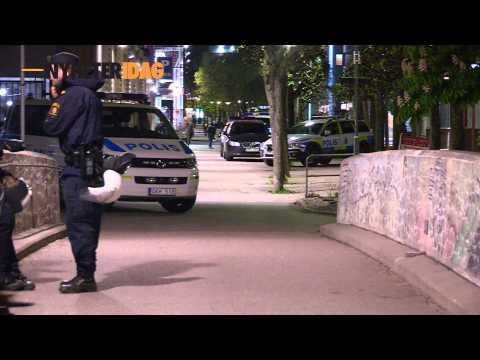 "Jag ska kasta sten på polisen"