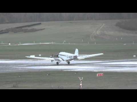 Junkers Ju-52 D-AQUI landing at Hamburg Airport